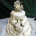 Weddings 5/Marie (Signature Cake).jpg